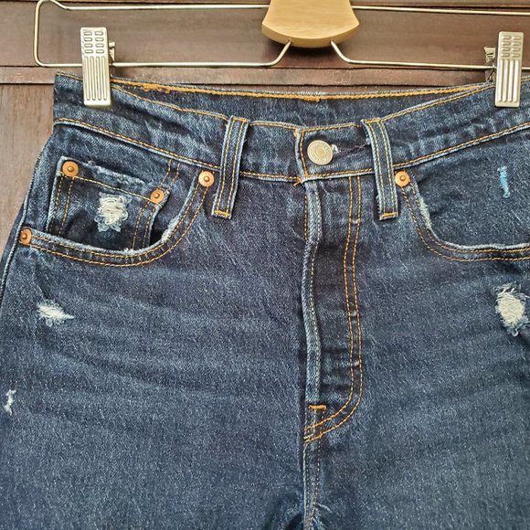 Women's Levi's 501 button fly jeans, 99% cotton - Picture 3 of 10